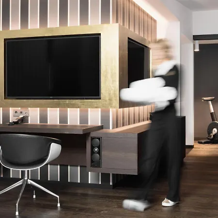 Suiteseven Hotel