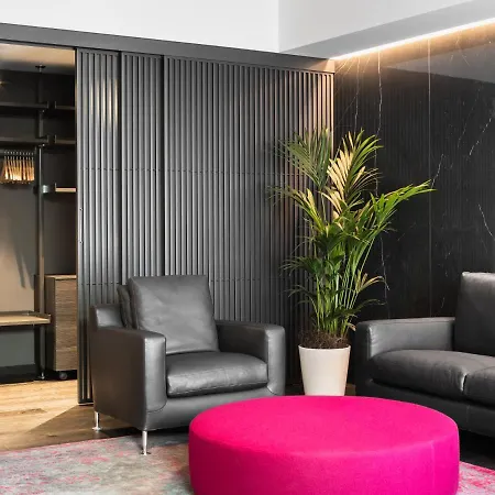 Suiteseven Hotel