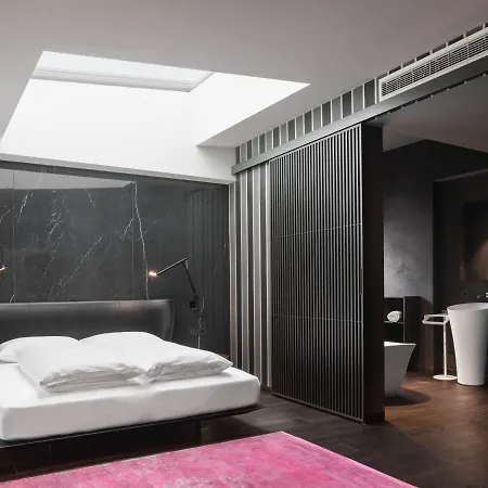 Hotel Suiteseven