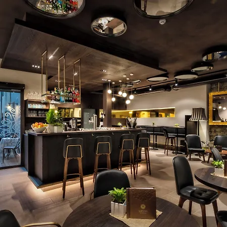 Suiteseven Hotel Merano