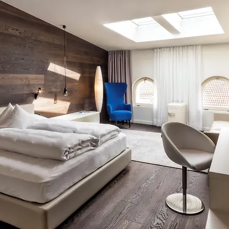 Hotel Suiteseven