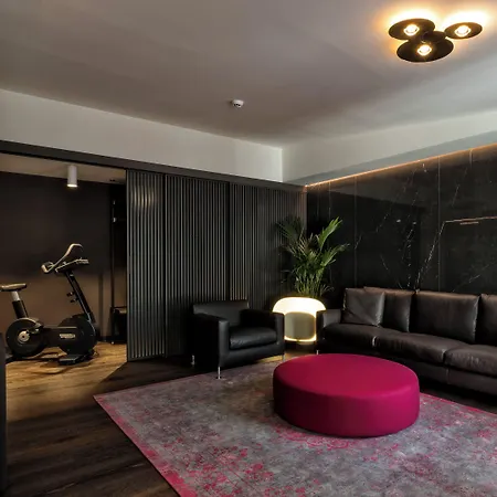 Suiteseven Hotel