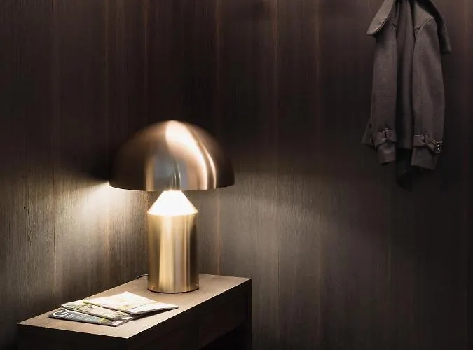 Suiteseven ホテル 4*