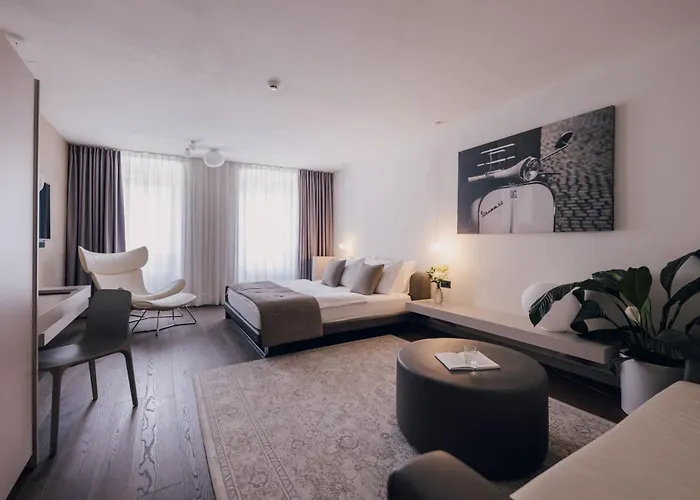 Suiteseven Hotel Merano